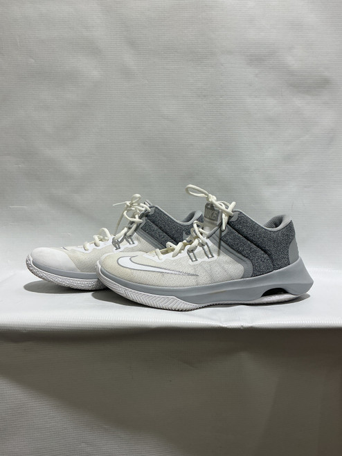 Vist Large View of Product Image Which is Used Nike Mens Athletic Shoes 9.5