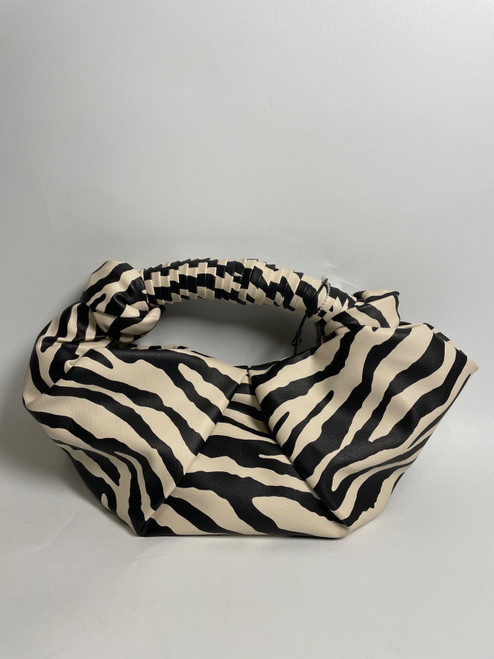 Vist Large View of Product Image Which is Used Simon Miller Handbag