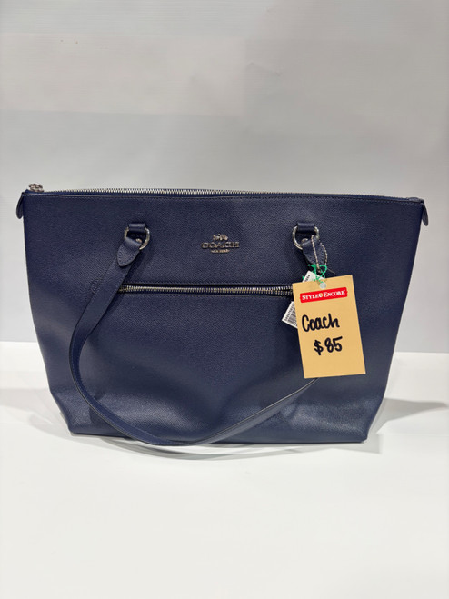 Vist Large View of Product Image Which is Used Coach Xlarge Leather Handbag