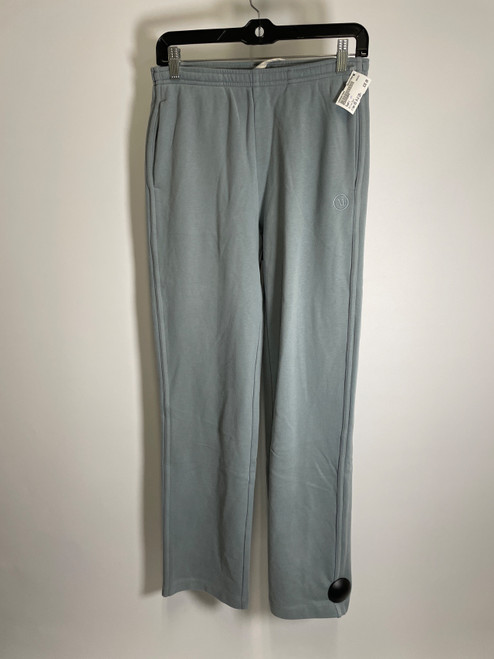 Vist Large View of Product Image Which is Used Vuori Active Pant XS 0-2/25-26