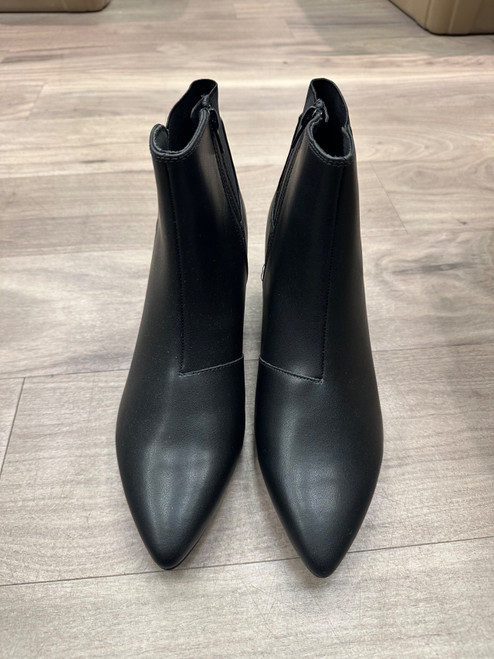 Vist Large View of Product Image Which is Used Clarks Ankle Boots 10