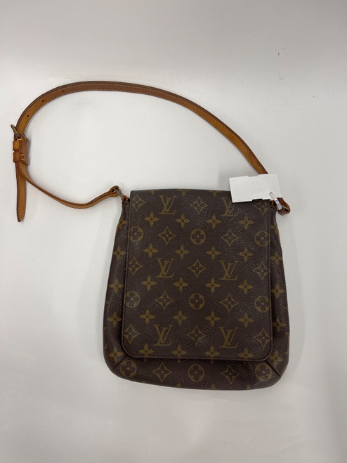 Vist Large View of Product Image Which is Used Louis Vuitton Small Leather Handbag