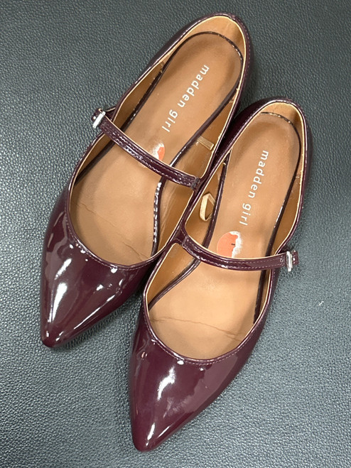 Vist Large View of Product Image Which is Used Jones New York Casual Shoes 7.5