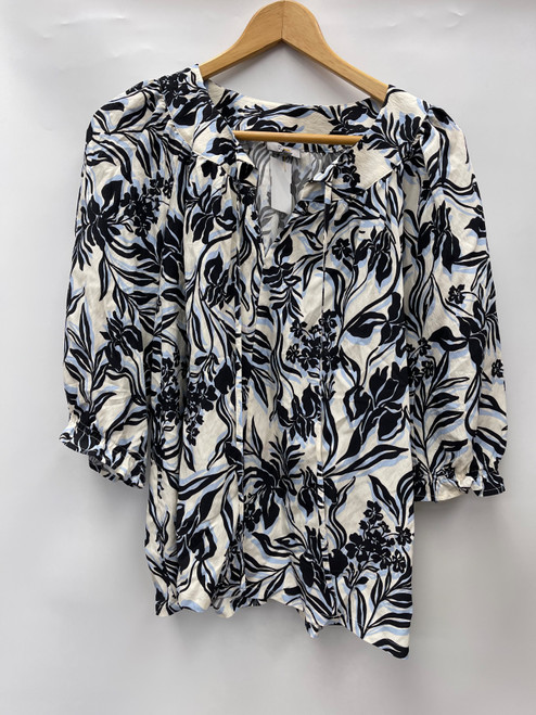 Vist Large View of Product Image Which is Used Rails Long Sleeve Top XL-16