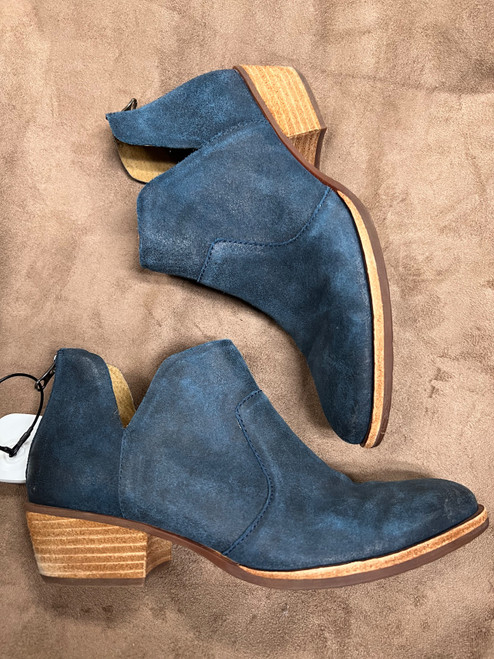 Vist Large View of Product Image Which is Used Kork-Ease Ankle Boots 9