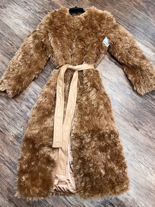 Vist Large View of Product Image Which is Used Express Long Light Jacket M-8/10