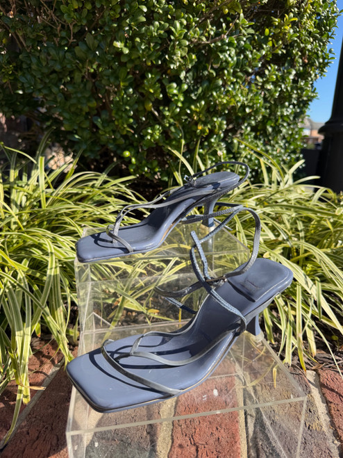 Vist Large View of Product Image Which is Used Jeffery Cambell Low Heels 6