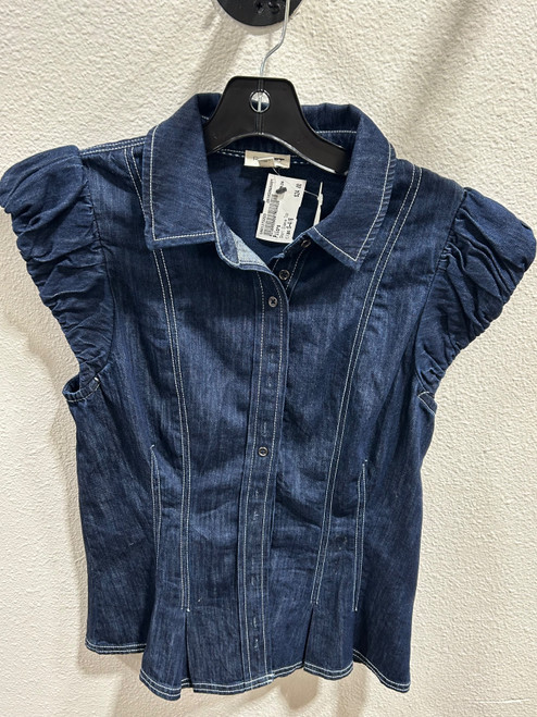 Vist Large View of Product Image Which is Used Pilcro Short Sleeve Top S-4/6