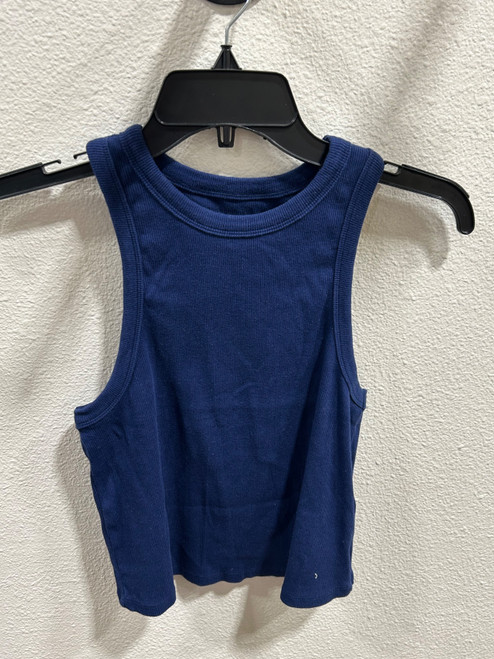 Vist Large View of Product Image Which is Used Maeve Tank Top M-8/10