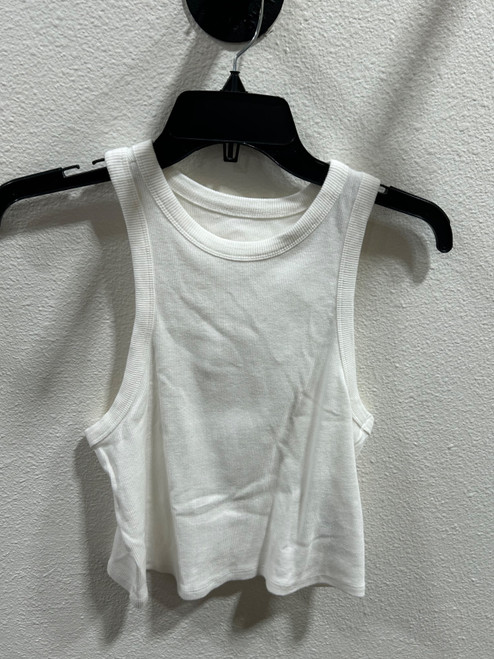 Vist Large View of Product Image Which is Used Maeve Tank Top M-8/10