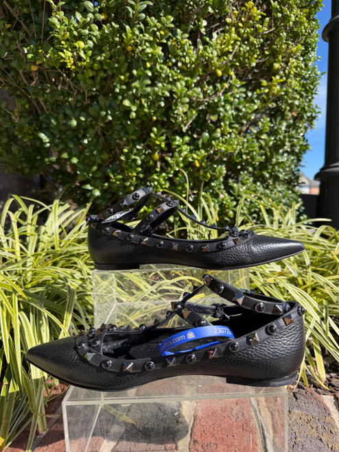 Vist Large View of Product Image Which is Used Valentino Flats 6