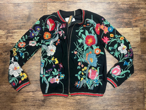 Vist Large View of Product Image Which is Used aratta silent journey Short Light Jacket XS-0/2