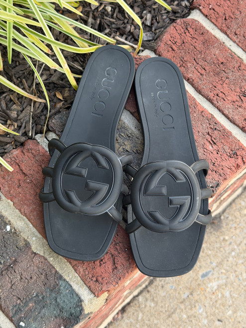 Vist Large View of Product Image Which is Used Gucci Flats 7