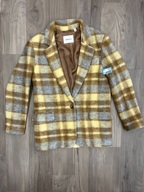 Vist Large View of Product Image Which is Used Wilfred Short HeavyCoat XXS