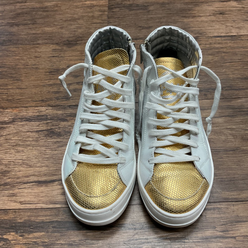 Vist Large View of Product Image Which is Used p448 Casual Shoes 7.5