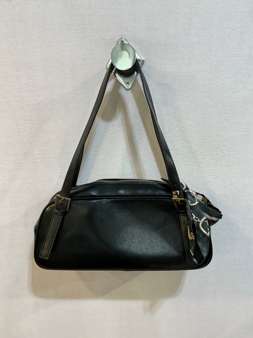 Vist Large View of Product Image Which is Used Unbranded Large Leather Handbag