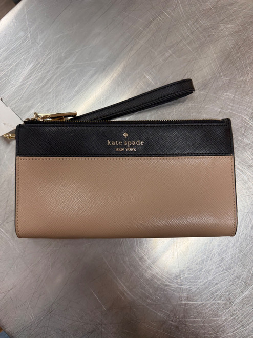 Vist Large View of Product Image Which is Used Kate Spade New York Wristlet