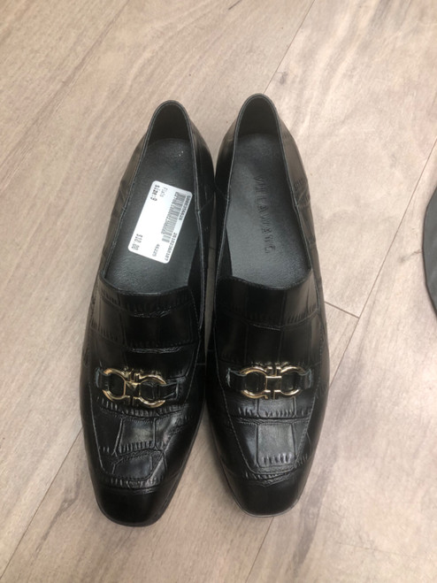 Vist Large View of Product Image Which is Used Unbranded Flats 9