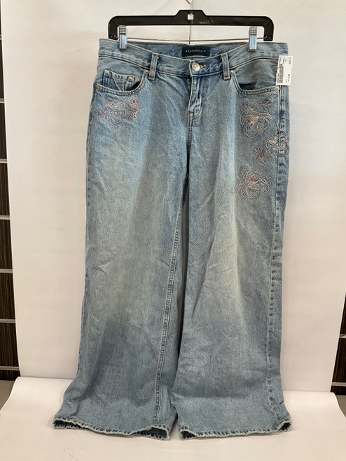 Vist Large View of Product Image Which is Used Unbranded Denim 8-29