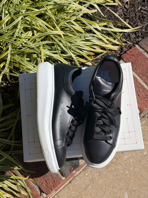 Vist Large View of Product Image Which is Used Alexander Mcqueen Performance Shoes 11