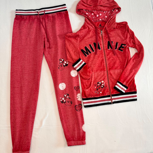 Vist Large View of Product Image Which is Used  Disney matching set S-4/6
