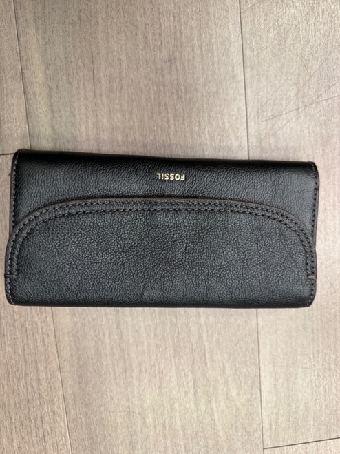 Vist Large View of Product Image Which is Used Fossil Leather Wallet