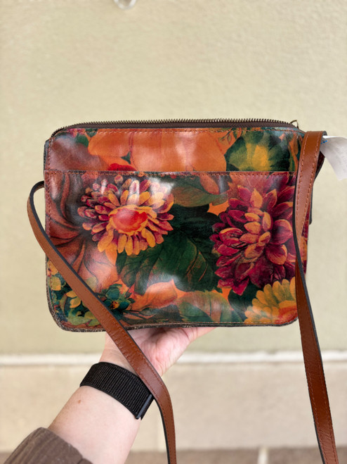 Vist Large View of Product Image Which is Used Patricia Nash Small Leather Handbag