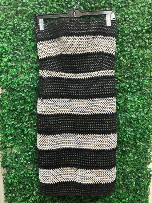 Vist Large View of Product Image Which is Used Black Halo Short Dress F S-4/6