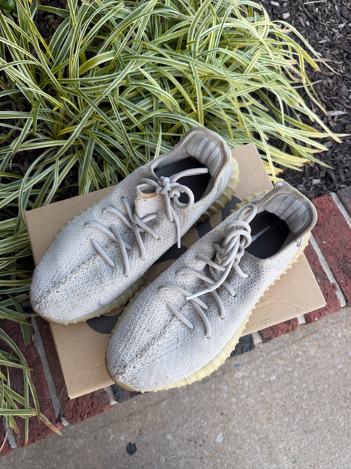 Vist Large View of Product Image Which is Used Yeezy Casual Shoes 8.5
