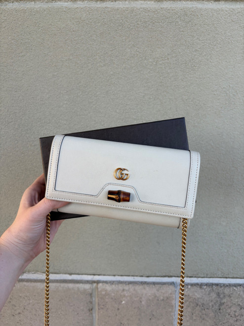 Vist Large View of Product Image Which is Used Gucci Large Leather Handbag