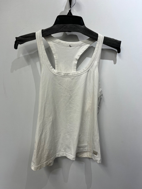 Vist Large View of Product Image Which is Used Vuori Active Tank Top S-4/6