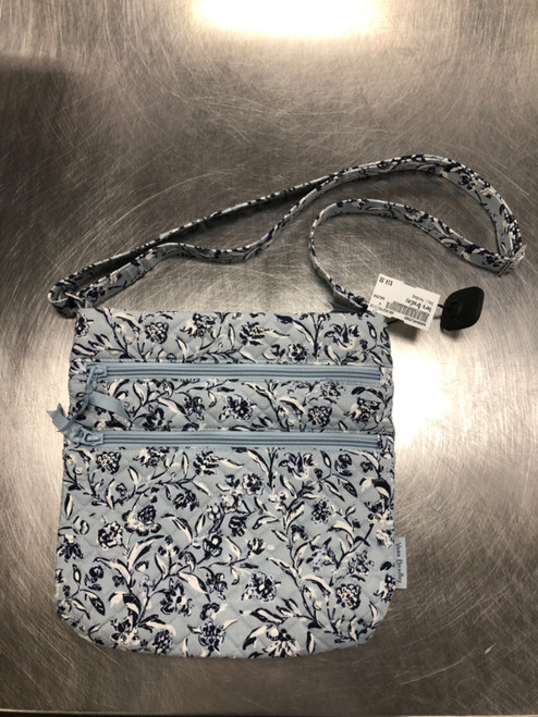 Vist Large View of Product Image Which is Used Vera Bradley Small Handbag