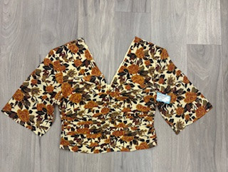 Vist Large View of Product Image Which is Used Banana Republic Short Sleeve Top S-4/6