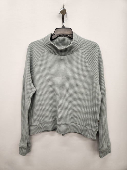 Vist Large View of Product Image Which is Used The North Face Active Long Sleeve M-8/10