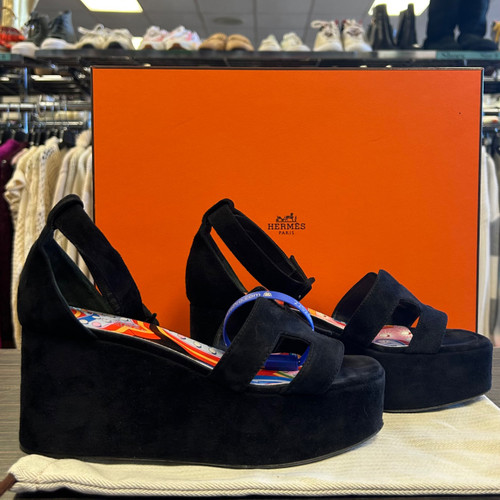 Vist Large View of Product Image Which is Used Hermes Wedge Sandals 8