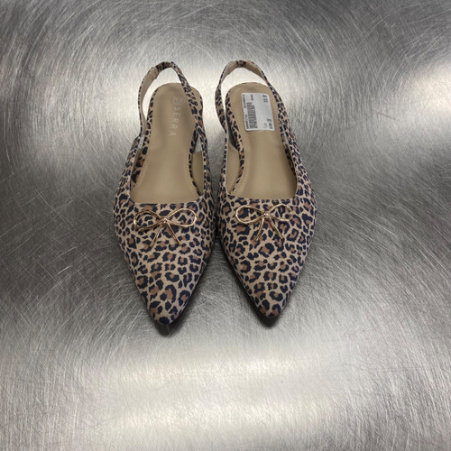 Vist Large View of Product Image Which is Used Unbranded Flats 10