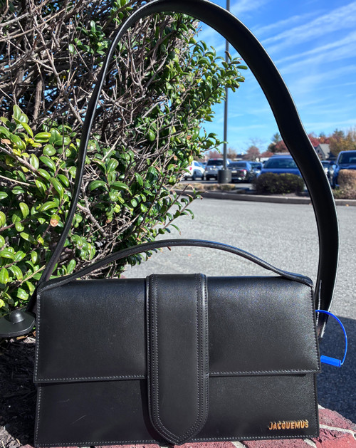 Vist Large View of Product Image Which is Used Jacquemus Large Handbag