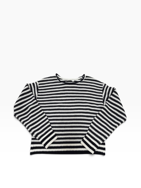 Vist Large View of Product Image Which is Used Gap Lightweight Sweater S-4/6