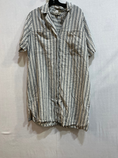 Vist Large View of Product Image Which is Used Universal Threads Maxi Dress F M-8/10