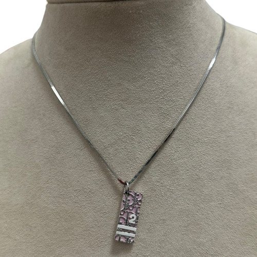 Vist Large View of Product Image Which is Used Dior Necklace