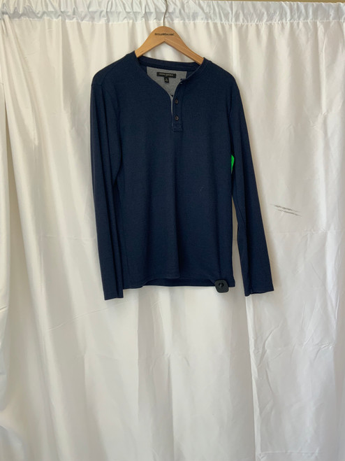 Vist Large View of Product Image Which is Used Banana Republic Mens Long Sleeve Top M/15-15.5