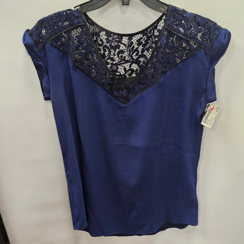 Vist Large View of Product Image Which is Used Express Sleeveless Top S-4/6