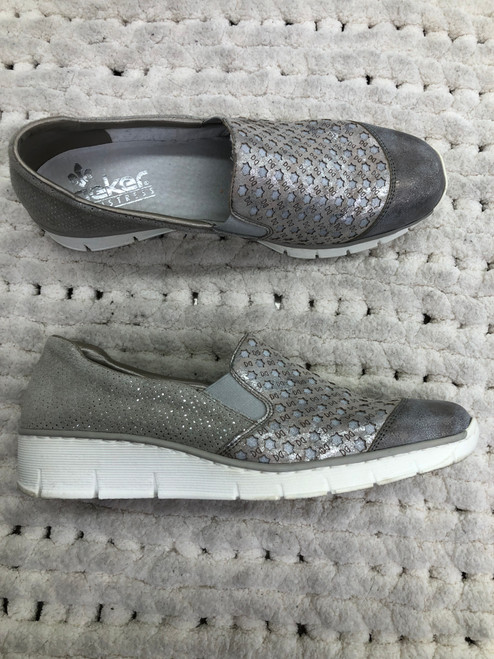 Used Rieker Flats 12 60124-S000126102