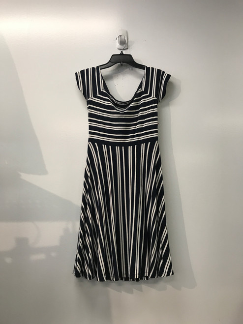 Vist Large View of Product Image Which is Used Loft Short Dress B M-8/10 60130-S000163125
