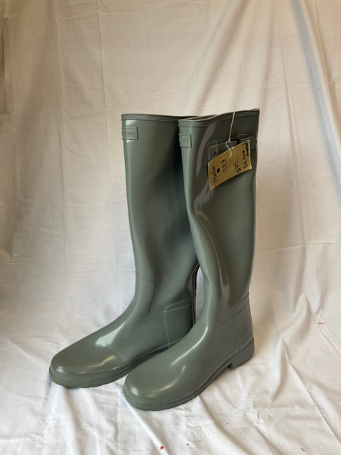 Vist Large View of Product Image Which is Used Hunter Winter Boots 8