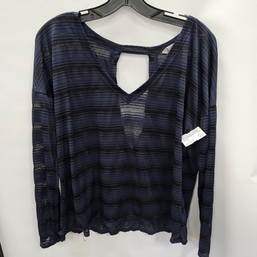 Vist Large View of Product Image Which is Used Athleta Long Sleeve Top M-8/10