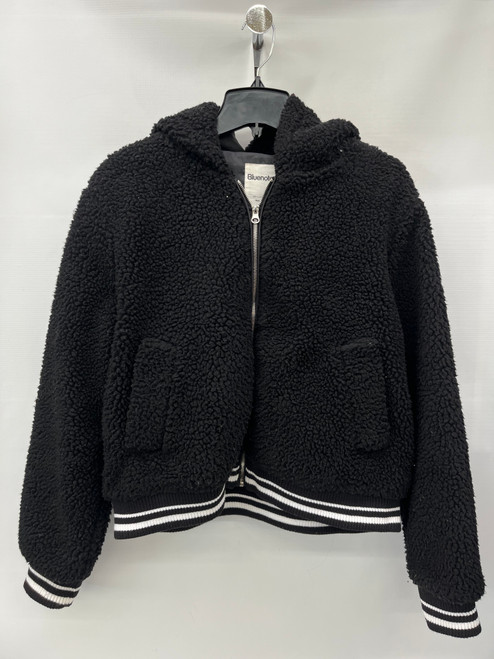 Vist Large View of Product Image Which is Used Bluenotes Short HeavyCoat XL-16