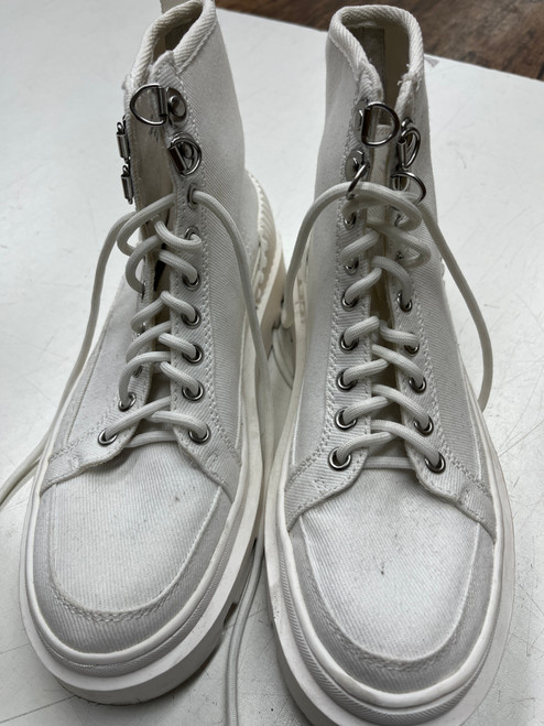 Vist Large View of Product Image Which is Used Gianni Bini Ankle Boots 8