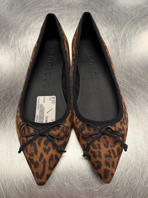 Vist Large View of Product Image Which is Used Aerosoles Flats 8