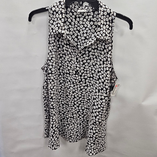 Vist Large View of Product Image Which is Used Cabi Sleeveless Top M-8/10 60112-S000392850